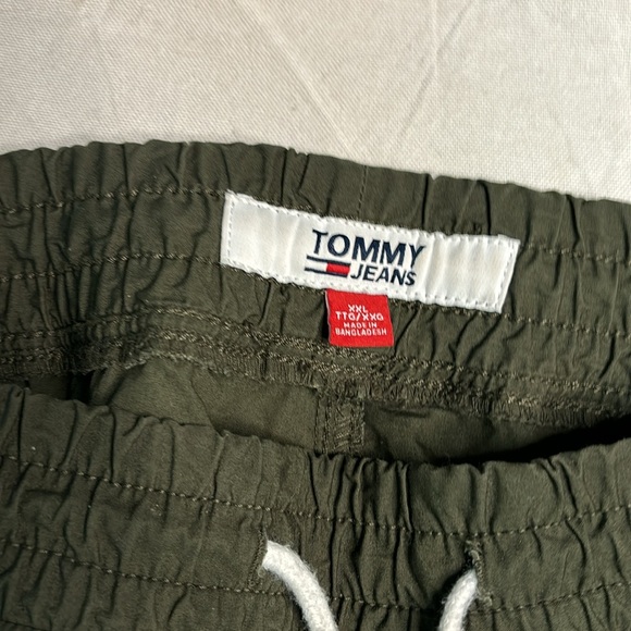 Tommy Hilfiger Men’s Forest Green Joggers Size XXL - Picture 3 of 7